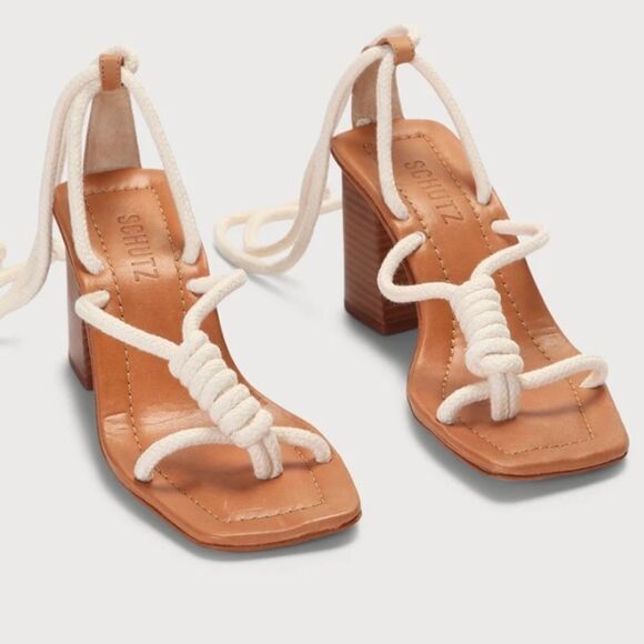 Schutz Angieh New Cream Leather Lace-Up Stacked Heel Sandals in Size 6.5B - Picture 1 of 13